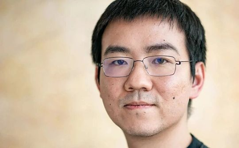 吴忌寒清仓比特币的背后：市场信号还是战略转型？