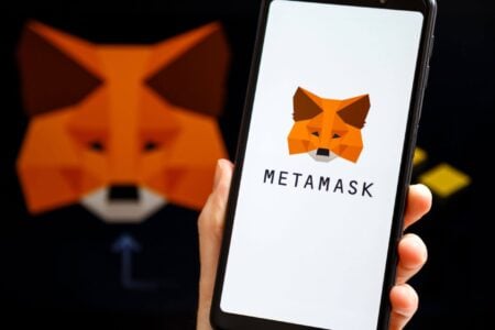 MetaMask携手万事达推出全国首款加密卡，兼备自主托管功能