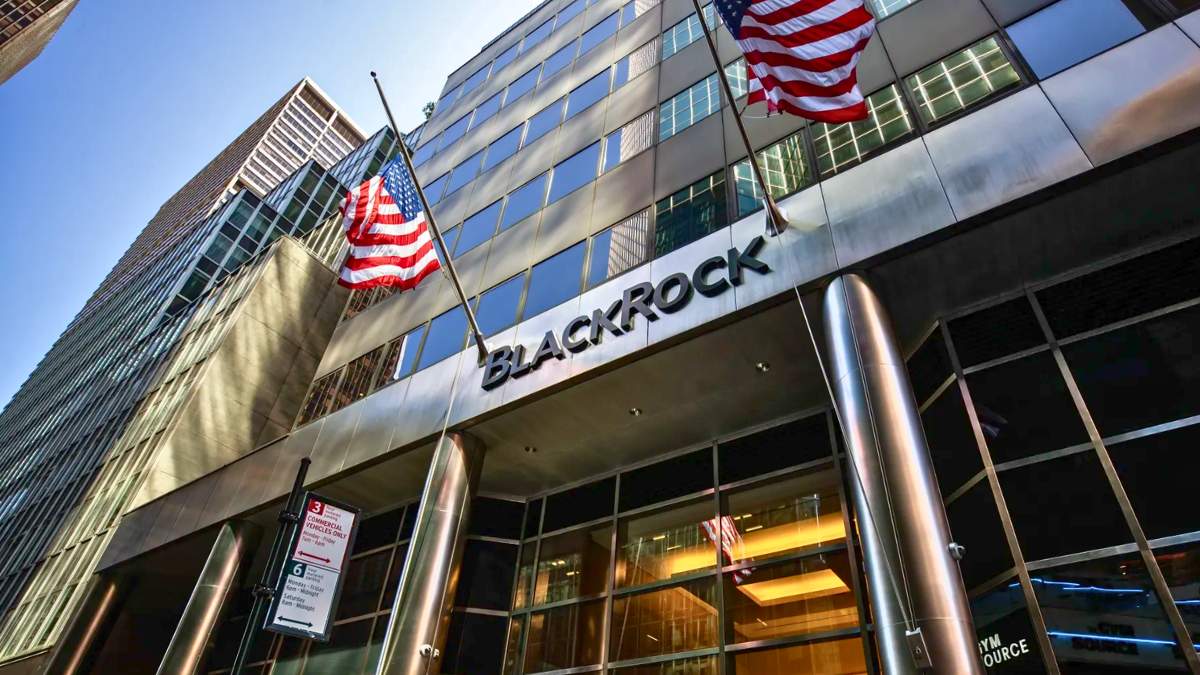 贝莱德审慎推进加密ETF布局 聚焦机构需求与市场成熟度