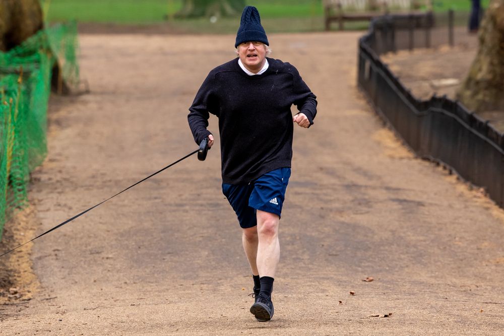 前首相质疑比特币价值模型 引发去中心化货币本质争论