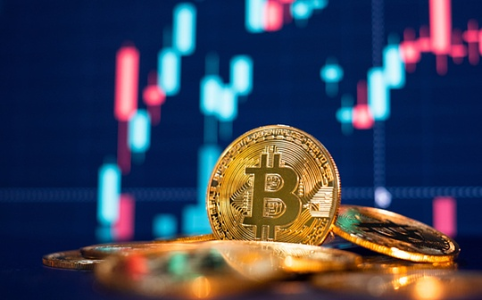 比特币深度看跌期权长期策略回测：盈利真相与资产差异