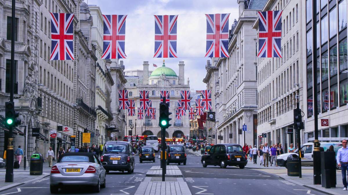 高等法院审理硬件钱包比特币失窃案 资产分散转移成追索难点