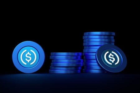 Ramp测试版上线USDC管理，企业财务一体化提速