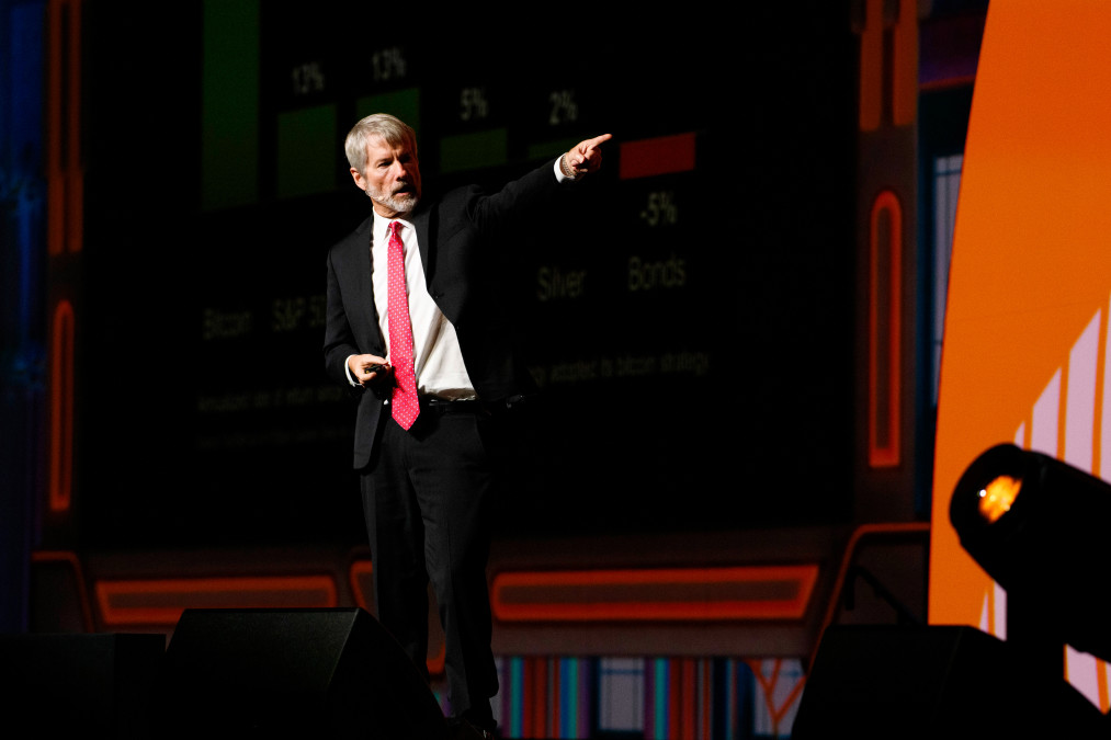 微策略目标价下调至350美元，仍被看好