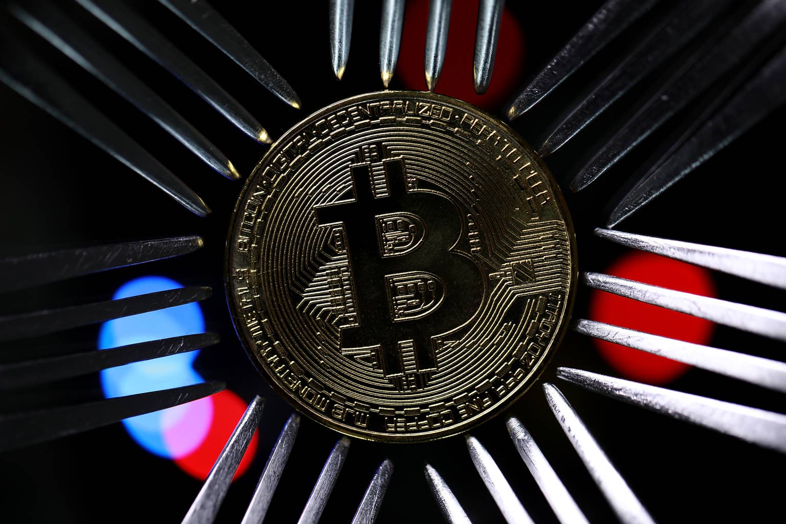 比特币基建先锋：十年布局重塑机构信任